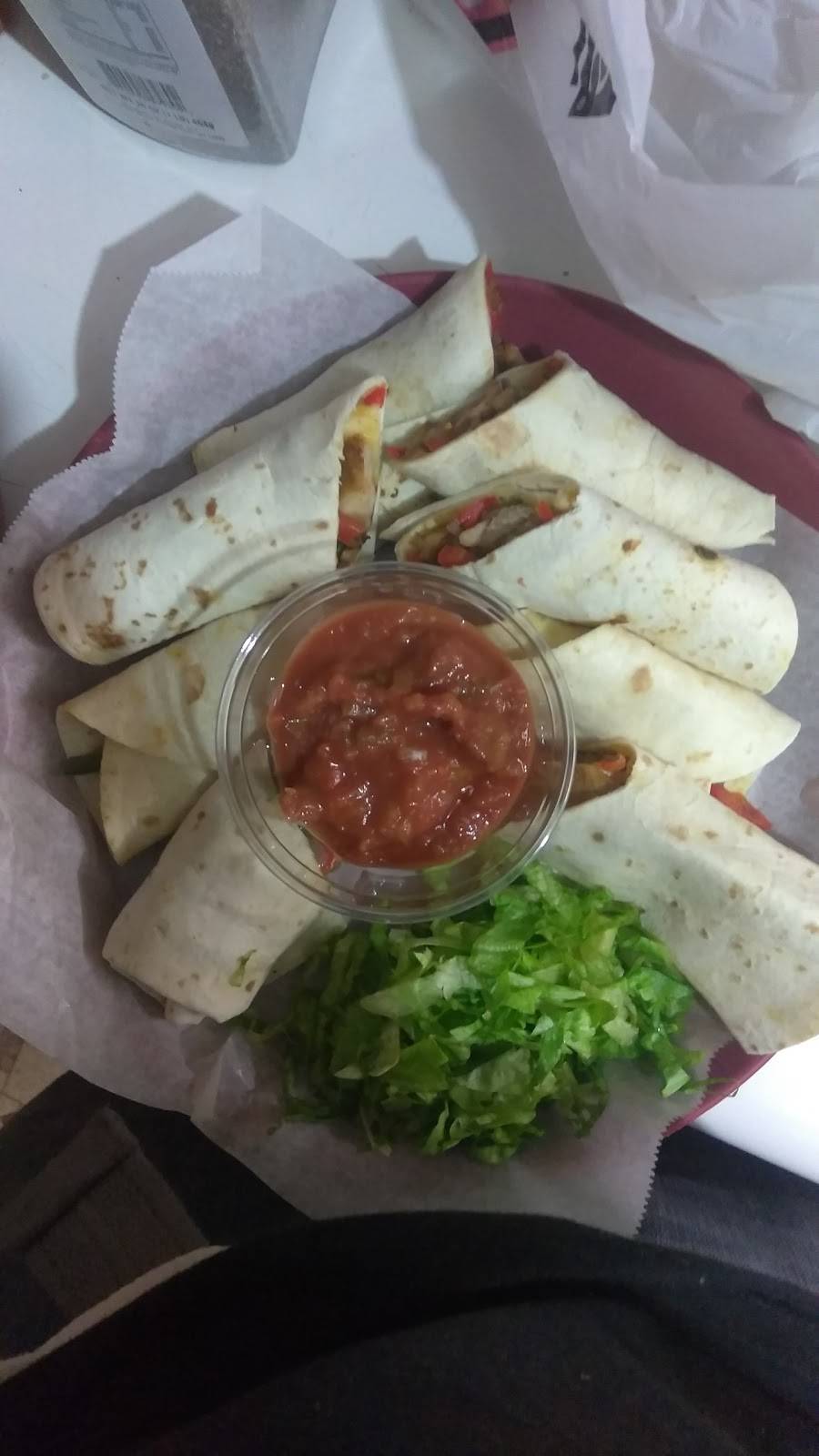 Dablitz Sports Bar and Grill | restaurant | 1318 N 9th St, East St Louis, IL 62201, USA | 6184825489 OR +1 618-482-5489