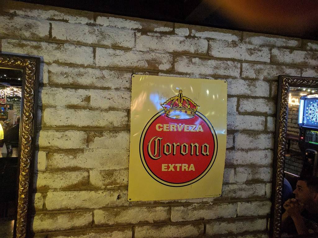 The Tav | restaurant | 22034 N 19th Ave, Phoenix, AZ 85027, USA | 6235801282 OR +1 623-580-1282