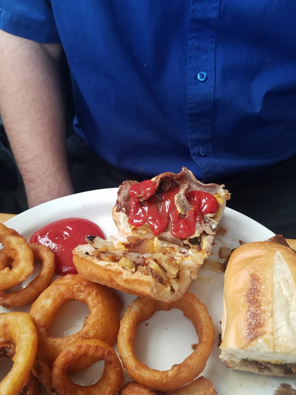 Central Cafe | restaurant | 460 Marine Blvd, Jacksonville, NC 28540, USA | 9109385765 OR +1 910-938-5765