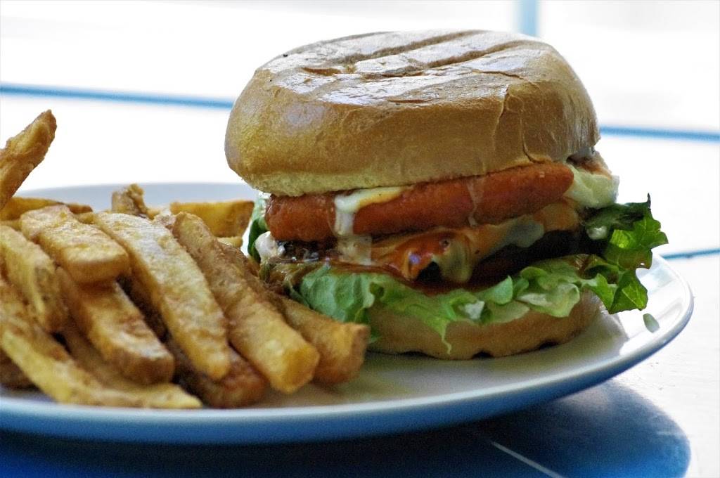 Burly Burger | restaurant | 2572 E South Weber Dr Suite 4, South Weber, UT 84405, USA | 8014797459 OR +1 801-479-7459