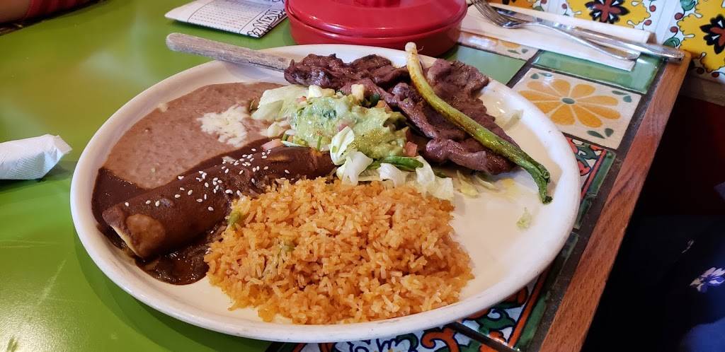 Casa Vallarta Mexican Restaurant | restaurant | 114 Broadway, Saugus, MA 01906, USA | 7818133980 OR +1 781-813-3980