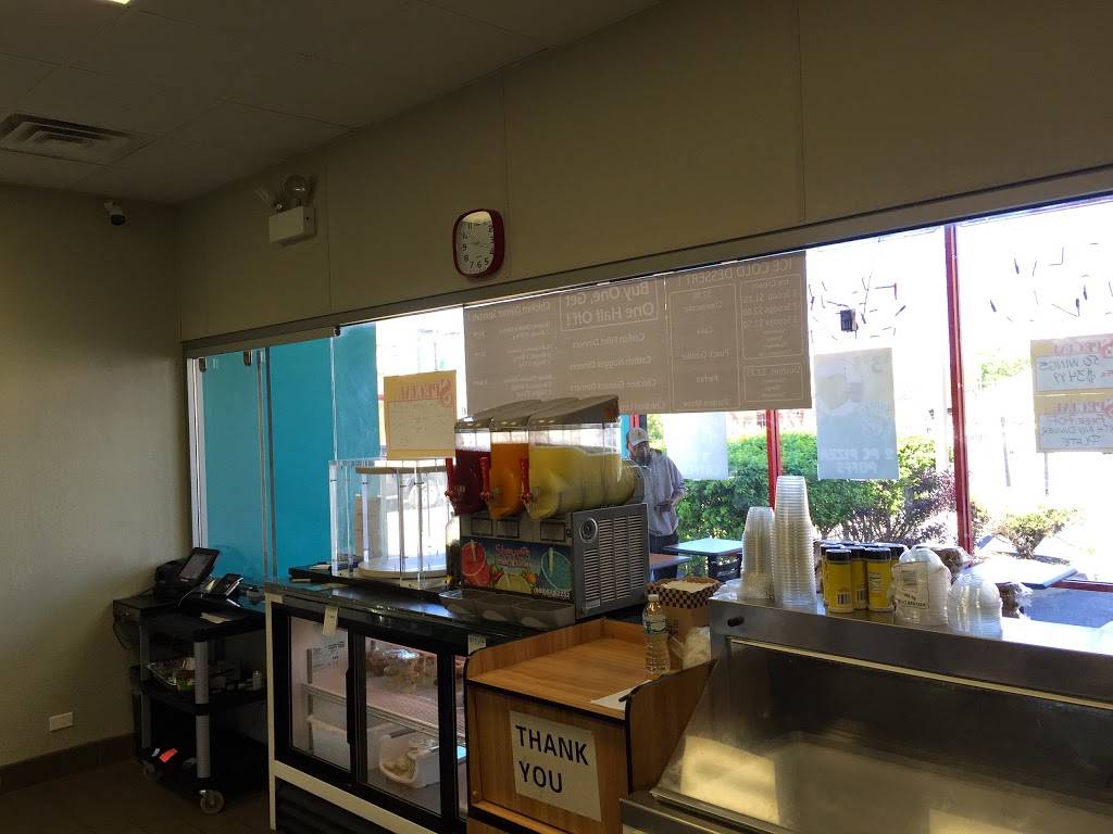 Sharks Fish & Chicken | restaurant | 11436 S Michigan Ave, Chicago, IL 60628, USA | 7736148823 OR +1 773-614-8823