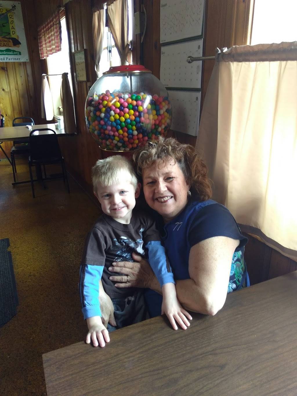 Seventy-Seven Restaurant | restaurant | 4477 Timber Line Rd, Ferrum, VA 24088, USA | 5403657197 OR +1 540-365-7197