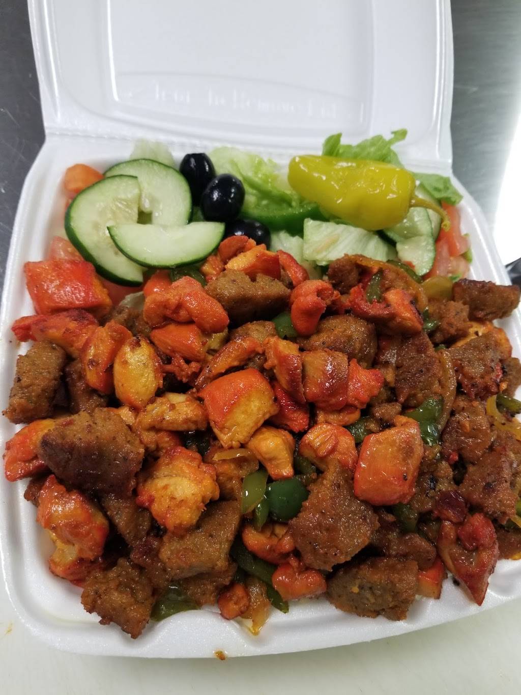 Voorhees Halal Gyro and Fried Chicken | restaurant | 203 S Burnt Mill Rd, Voorhees Township, NJ 08043, USA | 8564338618 OR +1 856-433-8618