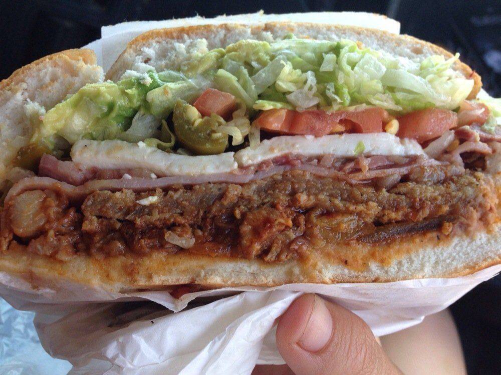 El Gallo Giro | restaurant | 6531 W 63rd St, Chicago, IL 60638, USA | 7735867665 OR +1 773-586-7665