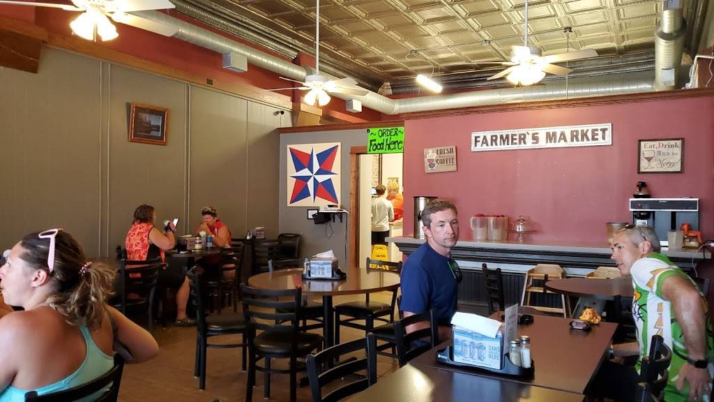 Westside Bar & Grille | restaurant | 127 S Chestnut Ave, Earlham, IA 50072, USA | 5157582916 OR +1 515-758-2916