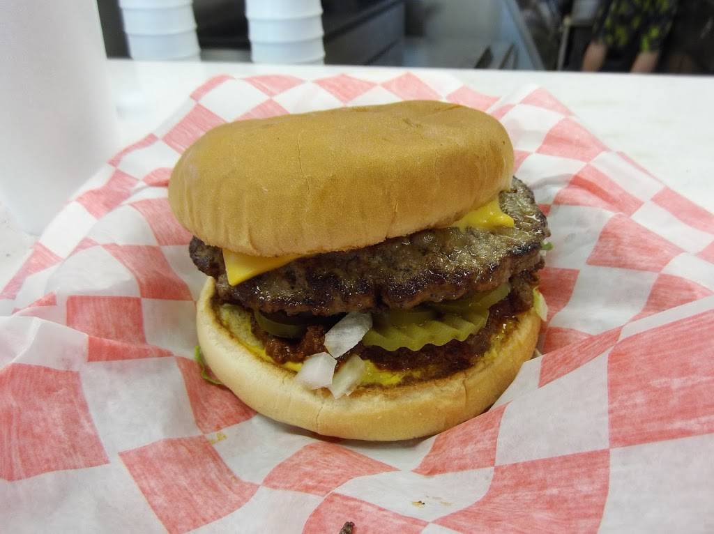 Freddies Hamburgers | restaurant | 802 S Lewis Ave I, Tulsa, OK 74104, USA | 9185853544 OR +1 918-585-3544