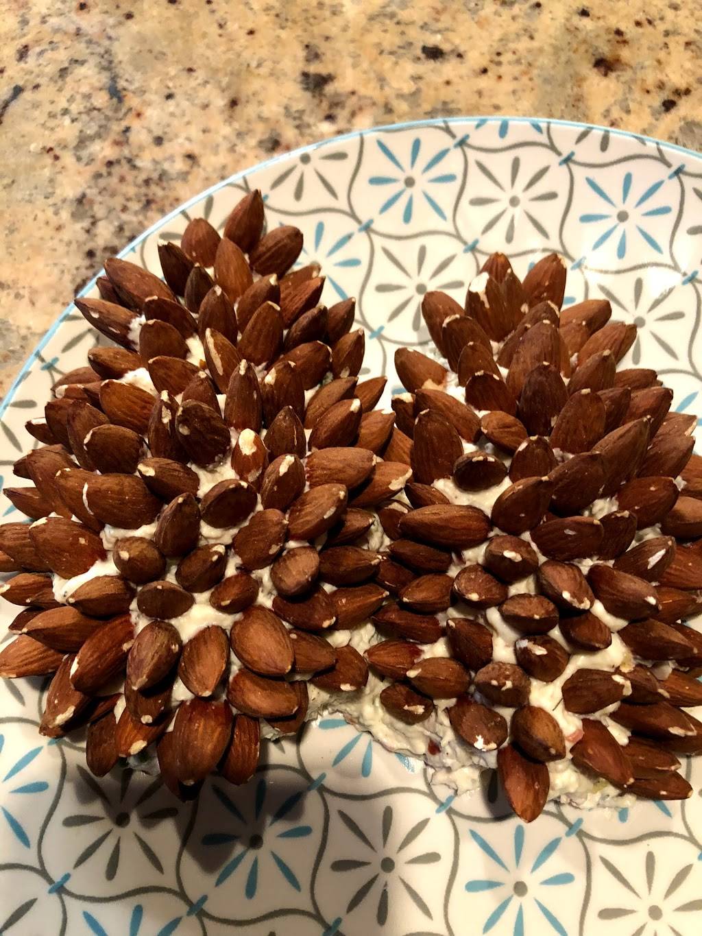 Old South & Catery | restaurant | 509 Dicey Ford Rd, Camden, SC 29020, USA | 8037137900 OR +1 803-713-7900