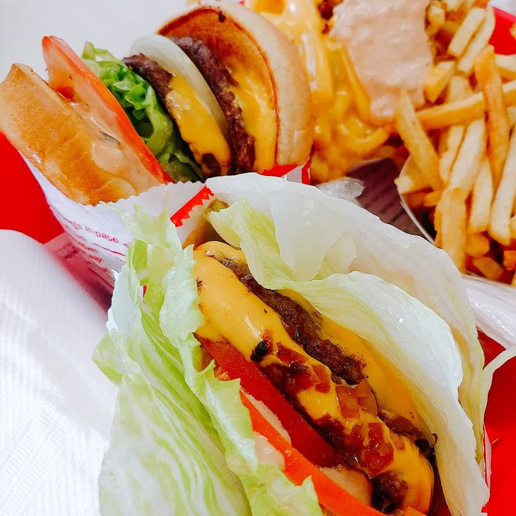In-N-Out Burger | restaurant | 2001 Alta Arden Expy, Sacramento, CA 95825, USA | 8007861000 OR +1 800-786-1000