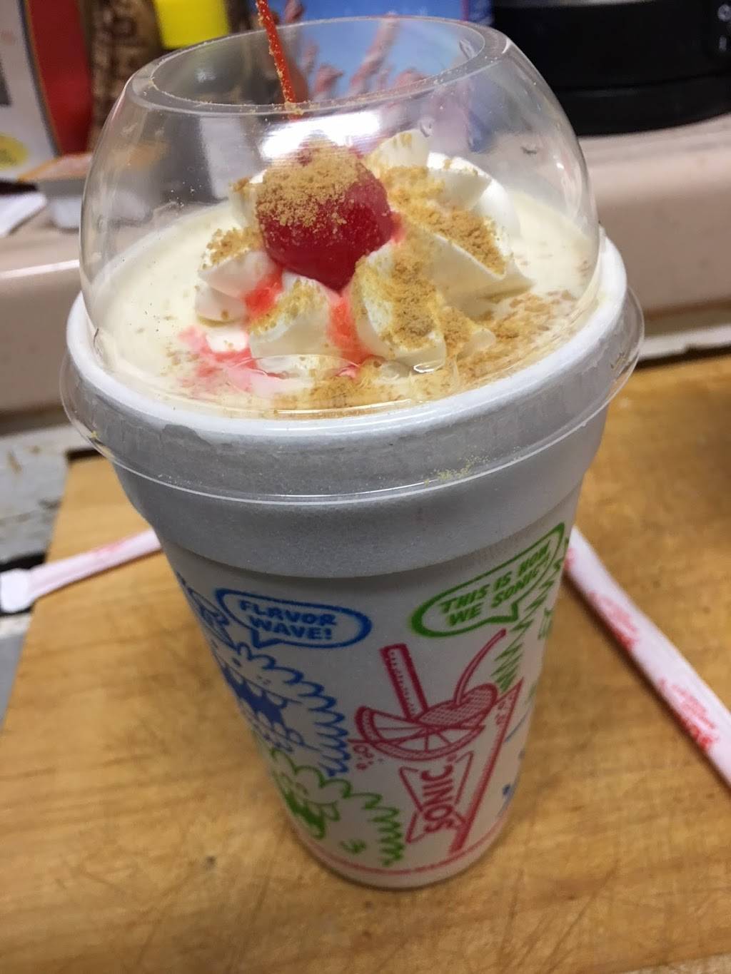 Sonic Drive-In | restaurant | 1101 W 18th St, Merced, CA 95340, USA | 2093833281 OR +1 209-383-3281