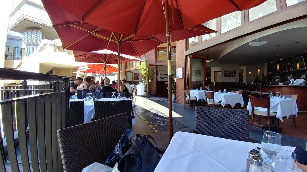 Trastevere | restaurant | 6801 Hollywood Blvd #423, Los Angeles, CA 90028, USA | 3239623700 OR +1 323-962-3700