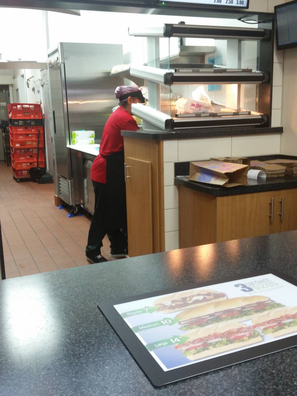 Mr. Hero | restaurant | 7134 Denison Ave, Cleveland, OH 44102, USA | 2166316311 OR +1 216-631-6311