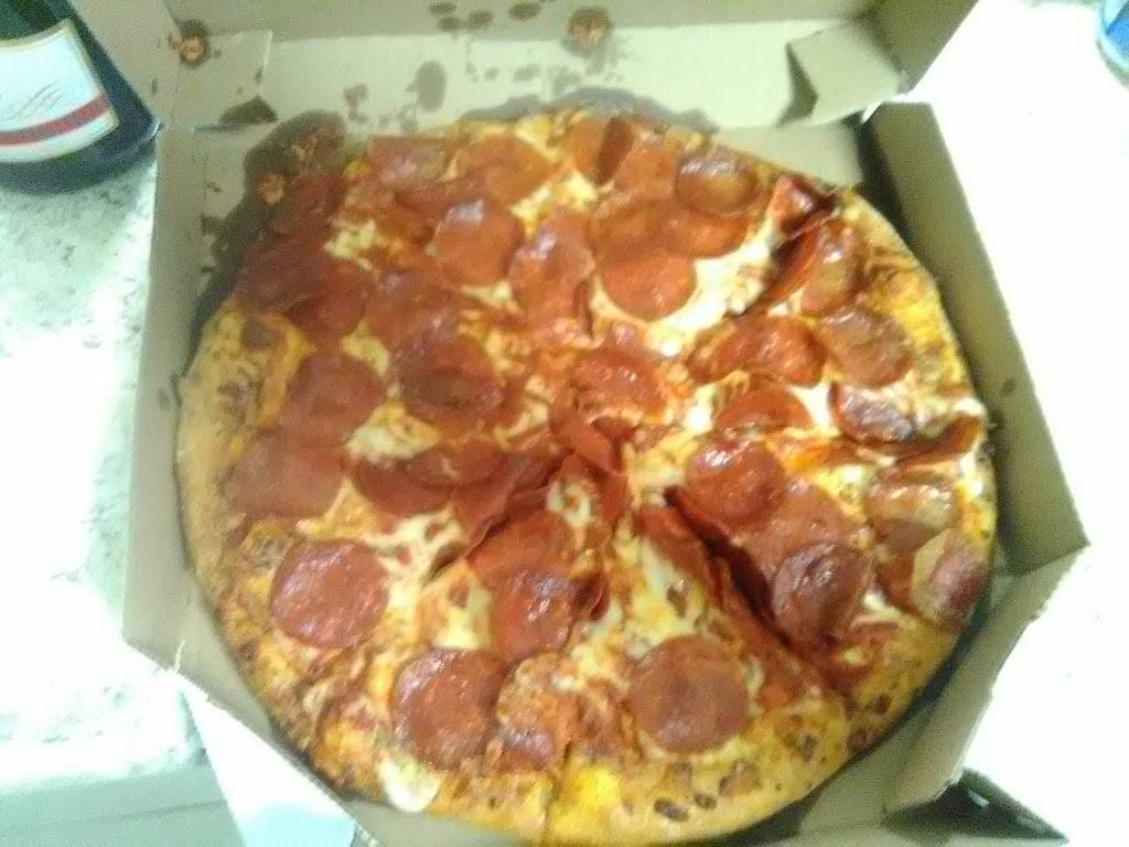 Dominos Pizza | meal delivery | 1460 Lyell Ave, Rochester, NY 14606, USA | 5857363507 OR +1 585-736-3507