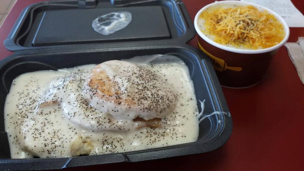 Biscuitville | cafe | 1815 N Sandhills Blvd, Aberdeen, NC 28315, USA | 9106951120 OR +1 910-695-1120