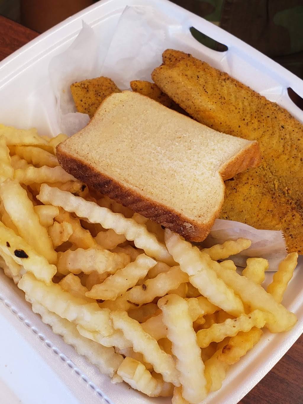 American Deli | restaurant | 854 Cleveland Ave #1000, East Point, GA 30344, USA | 4047667889 OR +1 404-766-7889