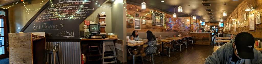 Burger Village | restaurant | 66 Middle Neck Rd, Great Neck, NY 11021, USA | 5163219177 OR +1 516-321-9177