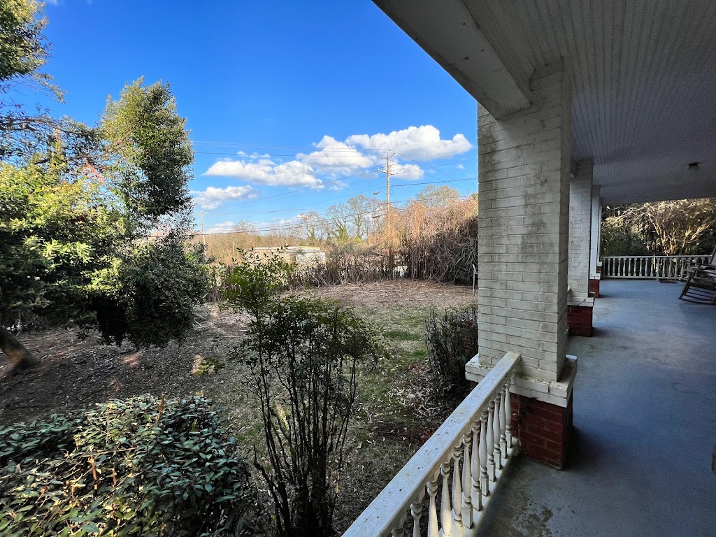 The Bowers House | restaurant | 100 Depot St, Canon, GA 30520, USA | 9548888948 OR +1 954-888-8948