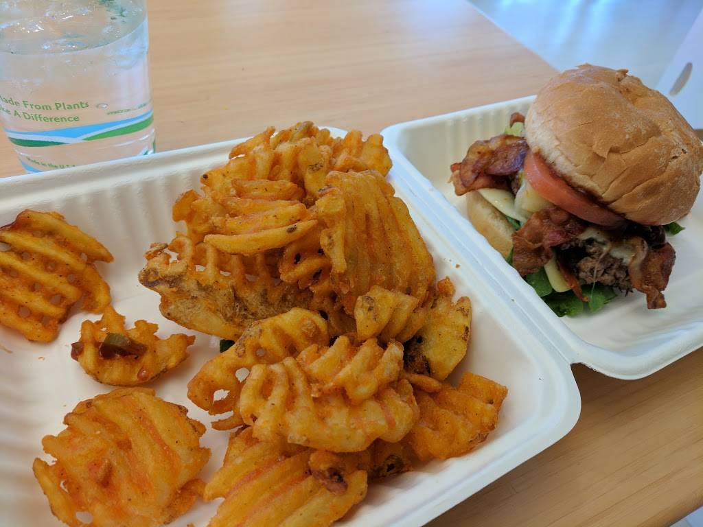 Rebeccas Cafe | restaurant | 8 District Ave, Burlington, MA 01803, USA | 7812292112 OR +1 781-229-2112