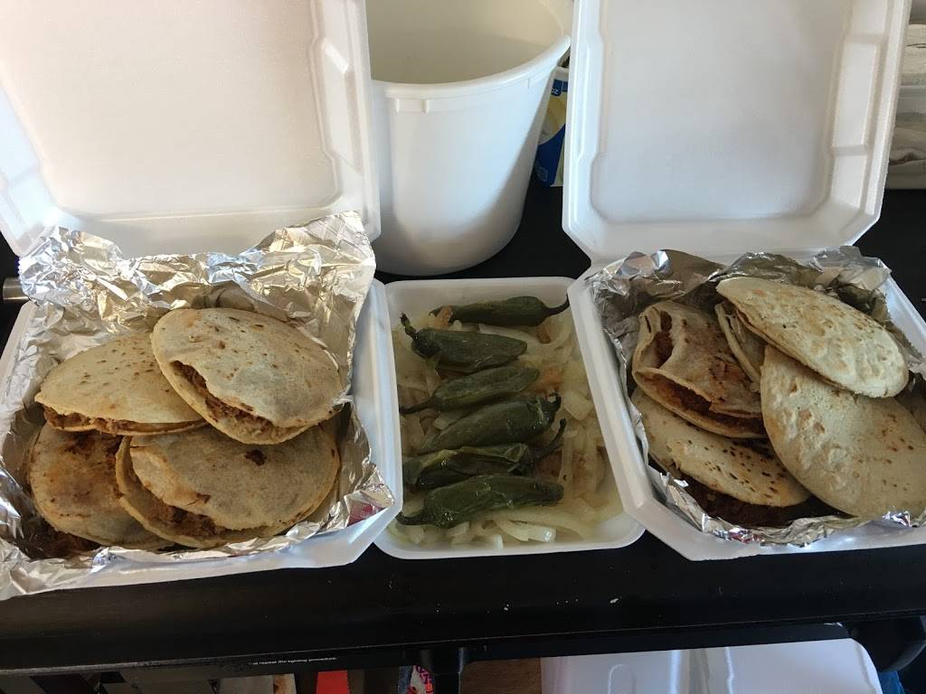 Elotes la Pasadita | restaurant | 2020 N 25th St, Waco, TX 76708, USA | 2546338891 OR +1 254-633-8891