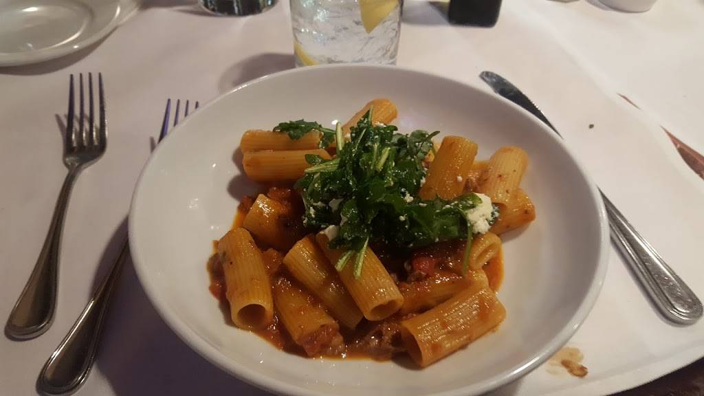 J.Tranis Ristorante | restaurant | 578 W 9th St, San Pedro, CA 90731, USA | 3108321220 OR +1 310-832-1220