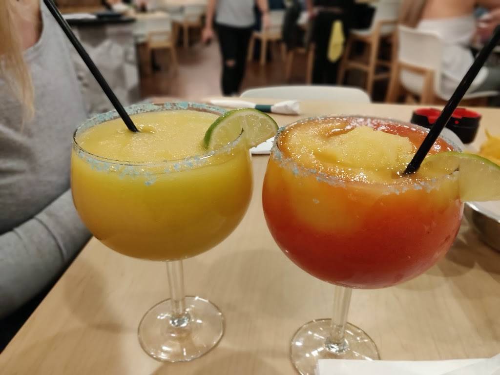 Don Julio Mexican Kitchen & Tequila Bar Waterford lakes | restaurant | 12789 Waterford Lakes Pkwy bay 13, Orlando, FL 32828, USA | 4079305498 OR +1 407-930-5498