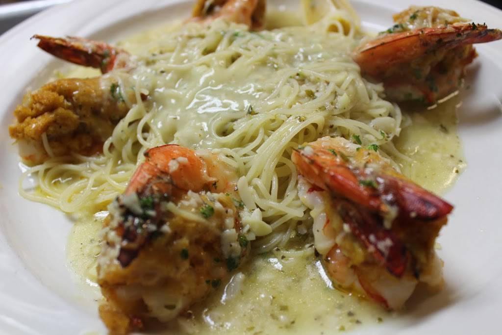 La Gondola Italian Restaurant | restaurant | 1211 E Debbie Ln, Mansfield, TX 76063, USA | 6825181235 OR +1 682-518-1235