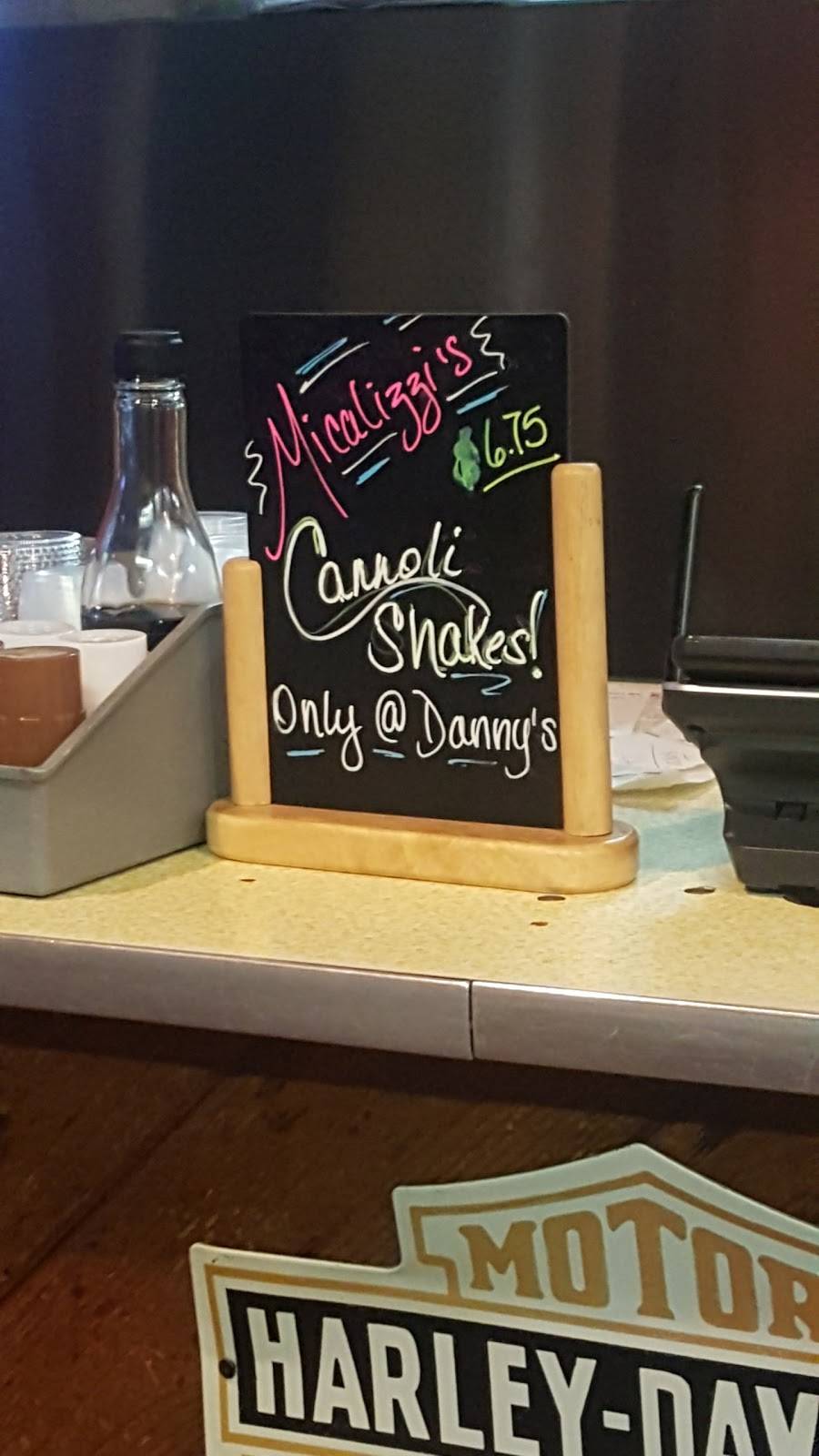 Dannys Drive-in | restaurant | 6016, 940 Ferry Blvd, Stratford, CT 06614, USA | 2033786728 OR +1 203-378-6728