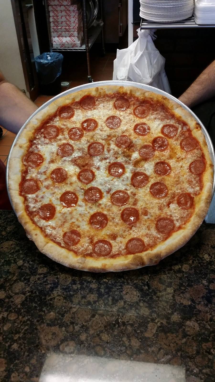 La Romas Pizza | restaurant | 97 Concord Commons Pl SW, Concord, NC 28027, USA | 7047860330 OR +1 704-786-0330