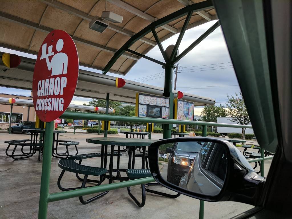 Sonic Drive-In | restaurant | 1101 Dairy Ashford St, Houston, TX 77079, USA | 2817597200 OR +1 281-759-7200