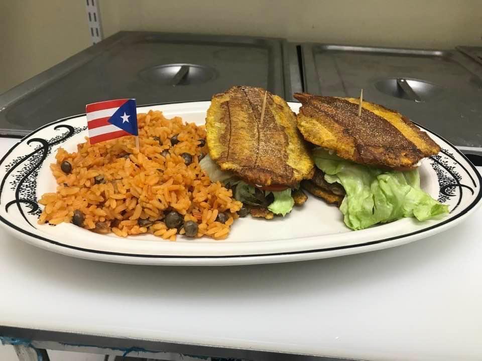 Los Altos De La Sierra | restaurant | 6043 W Addison St, Chicago, IL 60634, USA | 7083202693 OR +1 708-320-2693