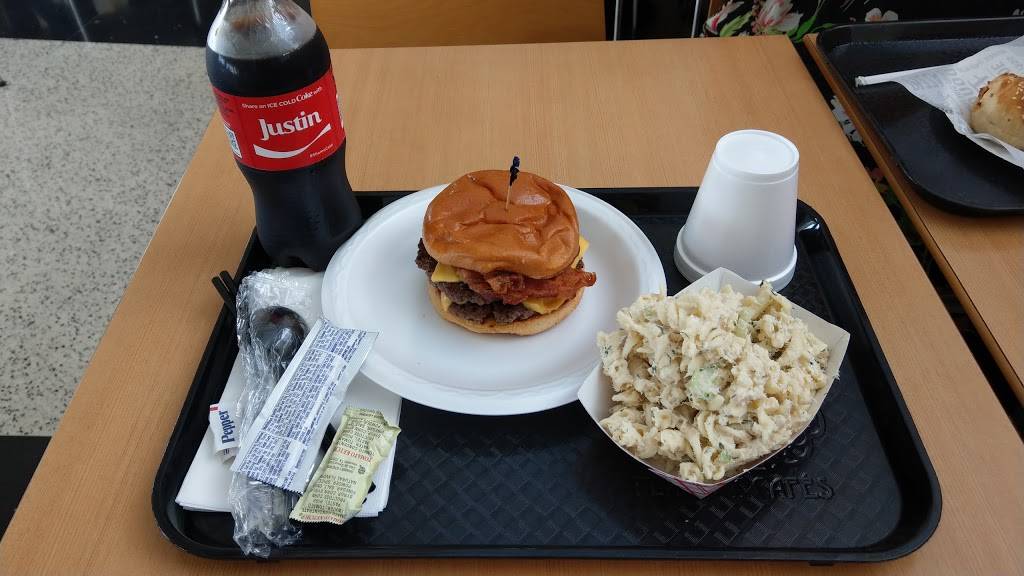 Stage Deli | restaurant | 2800 W Big Beaver Rd, Troy, MI 48084, USA | 2486376622 OR +1 248-637-6622