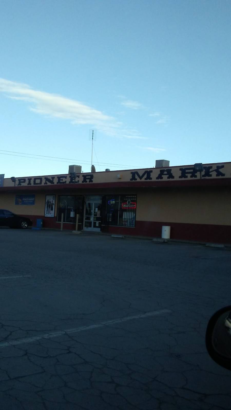 Pioneer Market | restaurant | 23519 Robertson Blvd, Chowchilla, CA 93610, USA | 5596654466 OR +1 559-665-4466