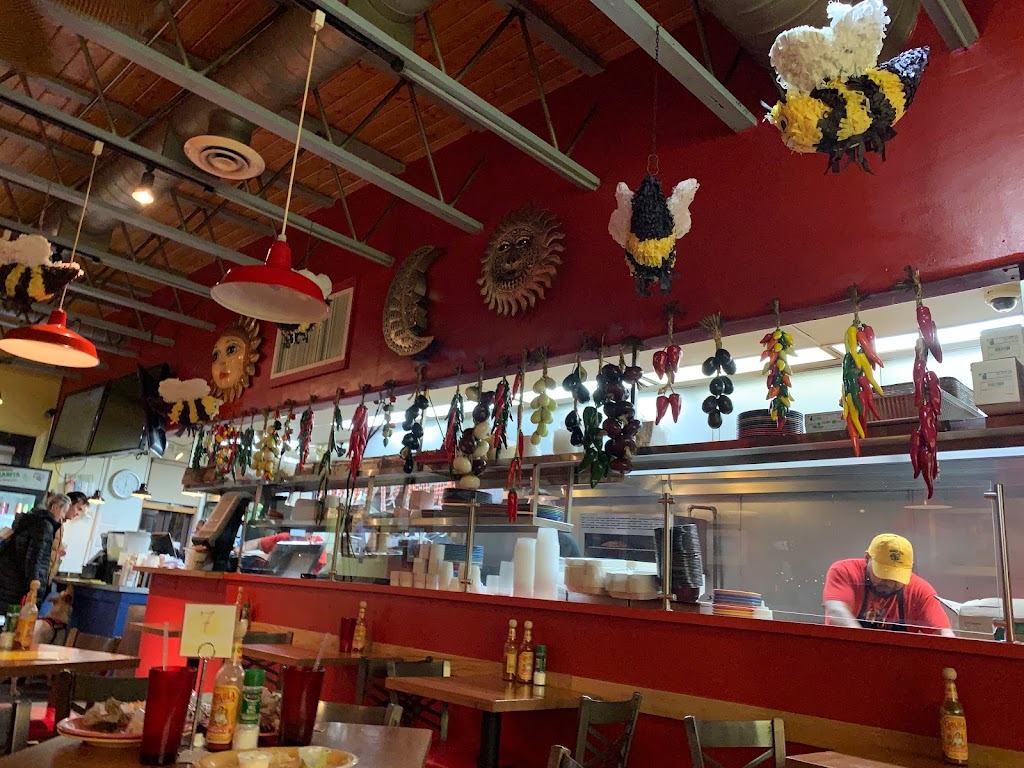 Bumble Bees Baja Grill | restaurant | 301 Jefferson St, Santa Fe, NM 87501, USA | 5058202862 OR +1 505-820-2862