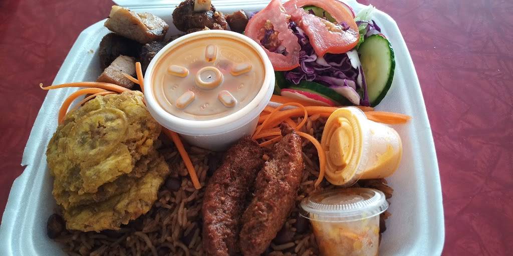 Bistro King Creole | restaurant | 3667 Rue Hochelaga, Montréal, QC H1W 1J2, Canada | 5145217158 OR +1 514-521-7158