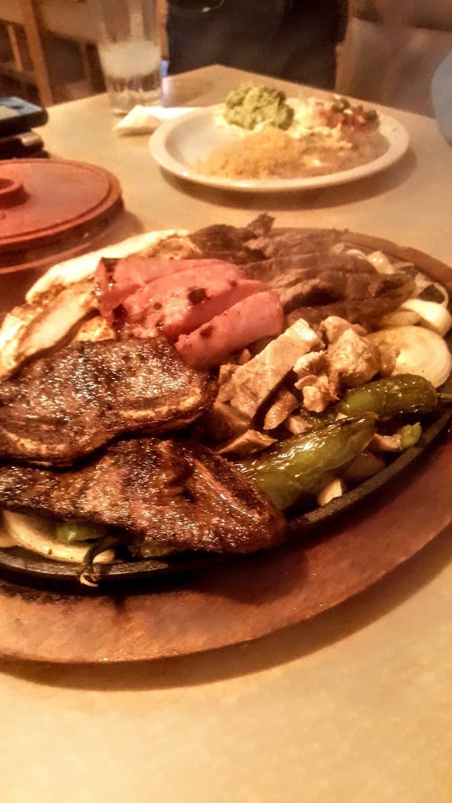 Las Ranitas Arlington | restaurant | 2100 E Abram St # 110, Arlington, TX 76010, USA | 8172262444 OR +1 817-226-2444