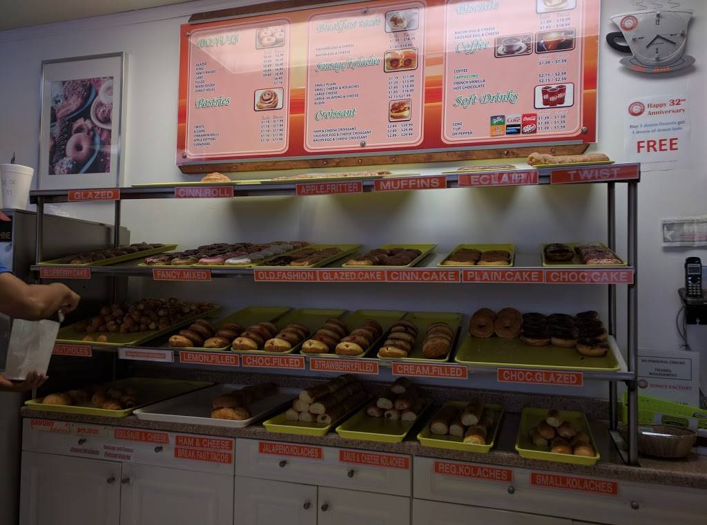 Donut Factory - Since 1984 | cafe | 1121 S Broadway St, La Porte, TX 77571, USA | 2814717443 OR +1 281-471-7443