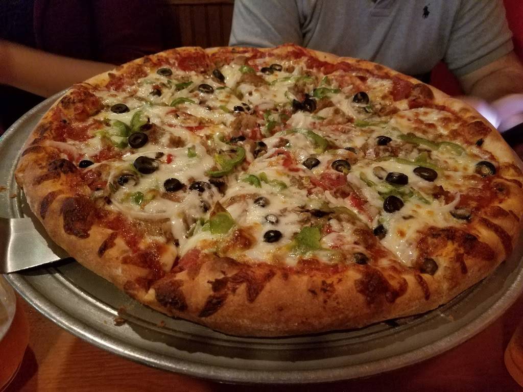 Broomelli Boys Pizzeria | restaurant | 760 Scranton Rd #101, Brunswick, GA 31525, USA | 9122677075 OR +1 912-267-7075
