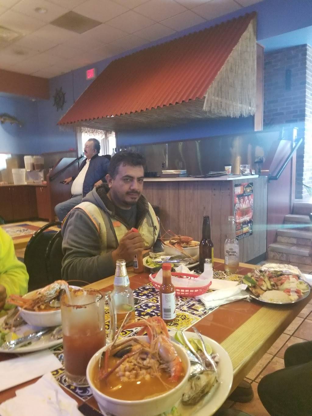 Mi Pueblo Restaurant | restaurant | 1905 N Irwin Ave, Green Bay, WI 54302, USA | 9204014011 OR +1 920-401-4011