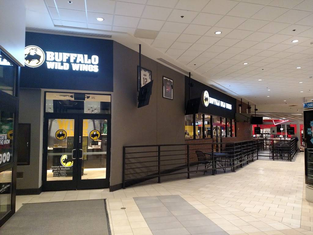 Buffalo Wild Wings | meal takeaway | 310 Daniel Webster Hwy, Nashua, NH 03060, USA | 6038889464 OR +1 603-888-9464