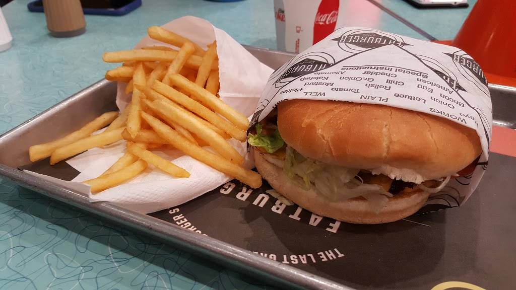 Fatburger | restaurant | 501 E Albertoni St b3, Carson, CA 90746, USA | 3102255535 OR +1 310-225-5535