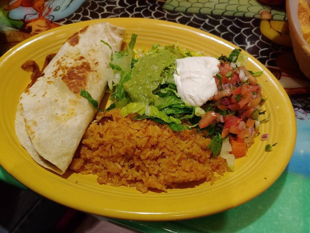 Linda Vista | restaurant | 7070 SW Archer Rd #3102, Gainesville, FL 32608, USA | 3523777866 OR +1 352-377-7866