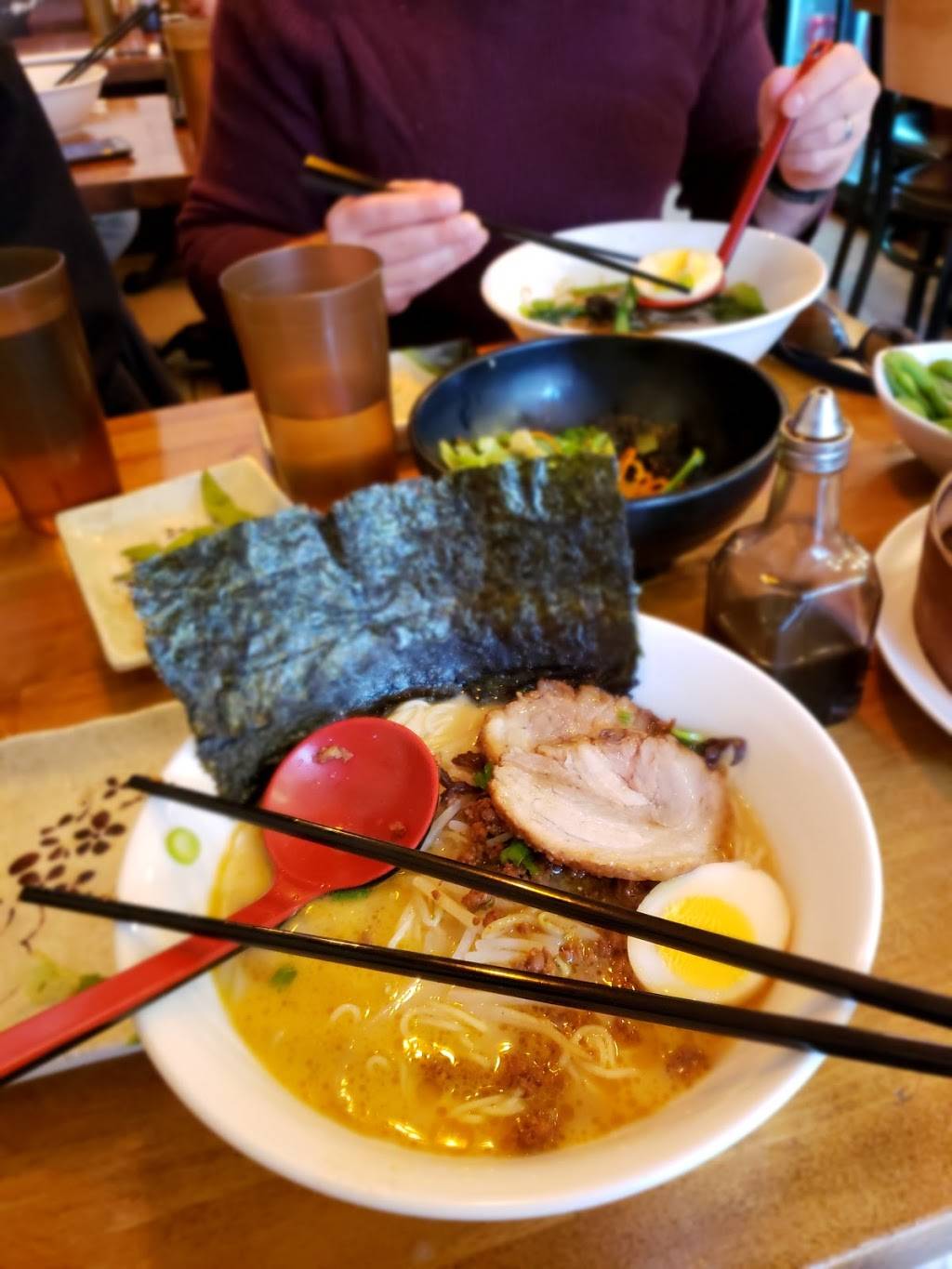 Momo | restaurant | 78 5th Ave, Brooklyn, NY 11217, USA | 7186224813 OR +1 718-622-4813