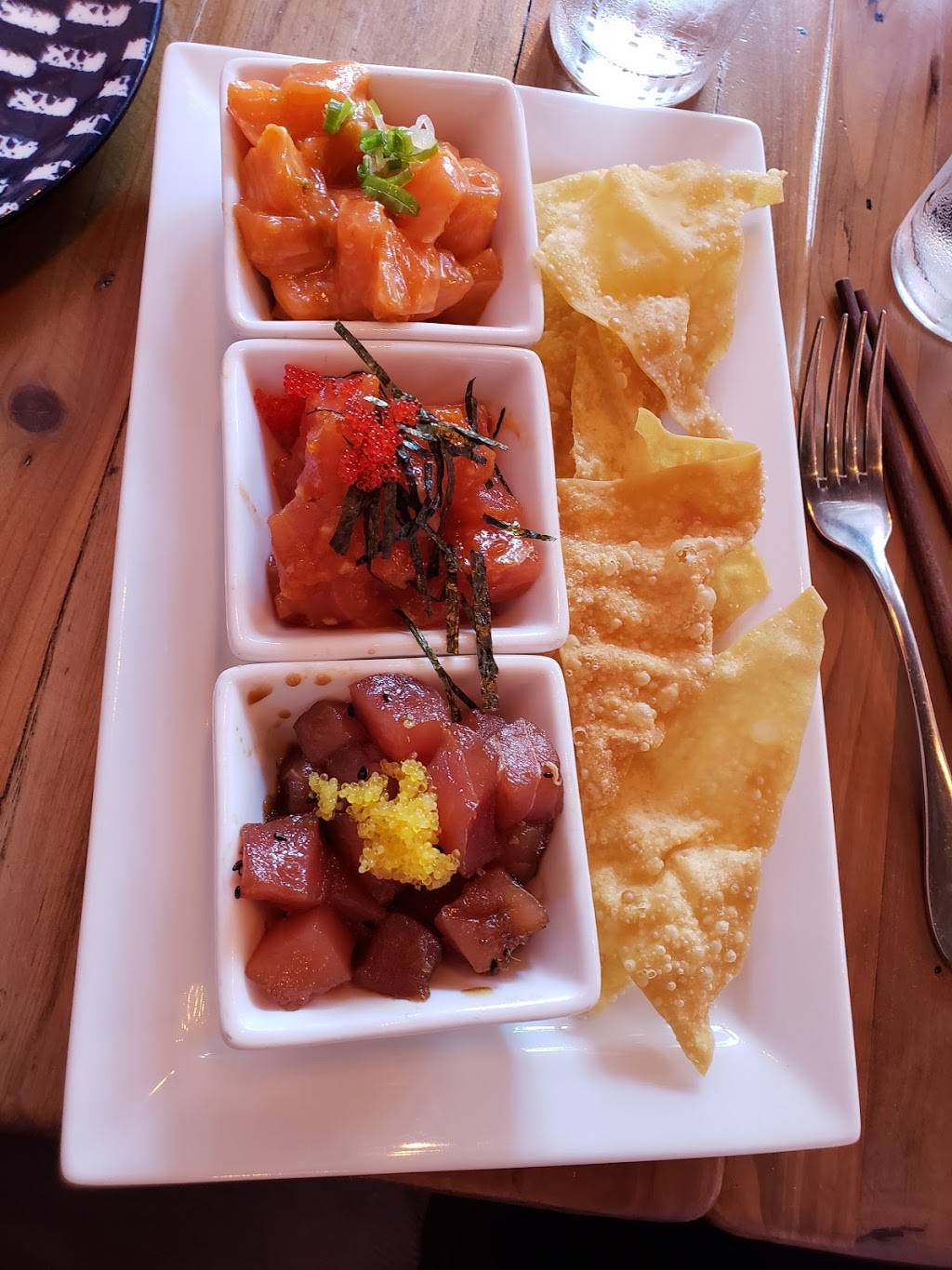 Fighting Fish | restaurant | 912 N Arthur Ashe Blvd, Richmond, VA 23230, USA | 8045621546 OR +1 804-562-1546