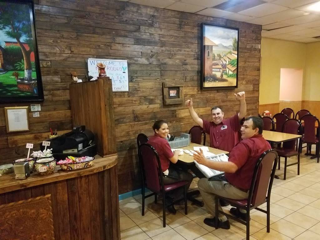 Mi Rodeo Mexican Grill | restaurant | 2208 Boulevard, Colonial Heights, VA 23834, USA | 8045208346 OR +1 804-520-8346