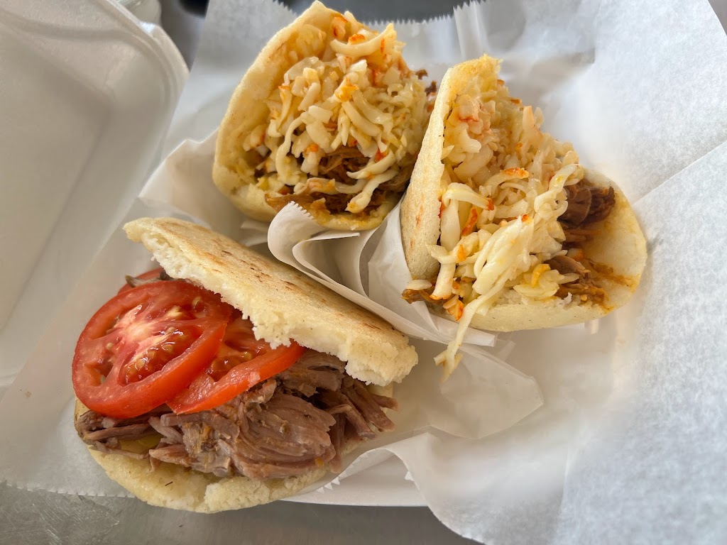 Marthas Daiquiri Factory | restaurant | 8553 Macon Rd #102, Cordova, TN 38018, USA | 9017010557 OR +1 901-701-0557