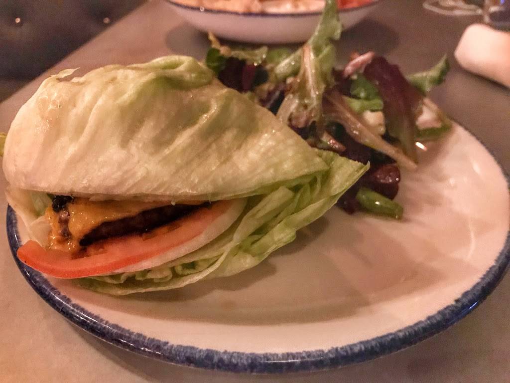 Elm Street Taproom | restaurant | 256 Elm St, Somerville, MA 02144, USA | 6177644965 OR +1 617-764-4965