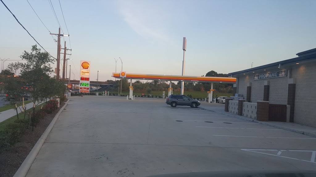 Shell | restaurant | U.S. 69, 1755 E Cardinal Dr, Beaumont, TX 77705, USA | 4098332101 OR +1 409-833-2101