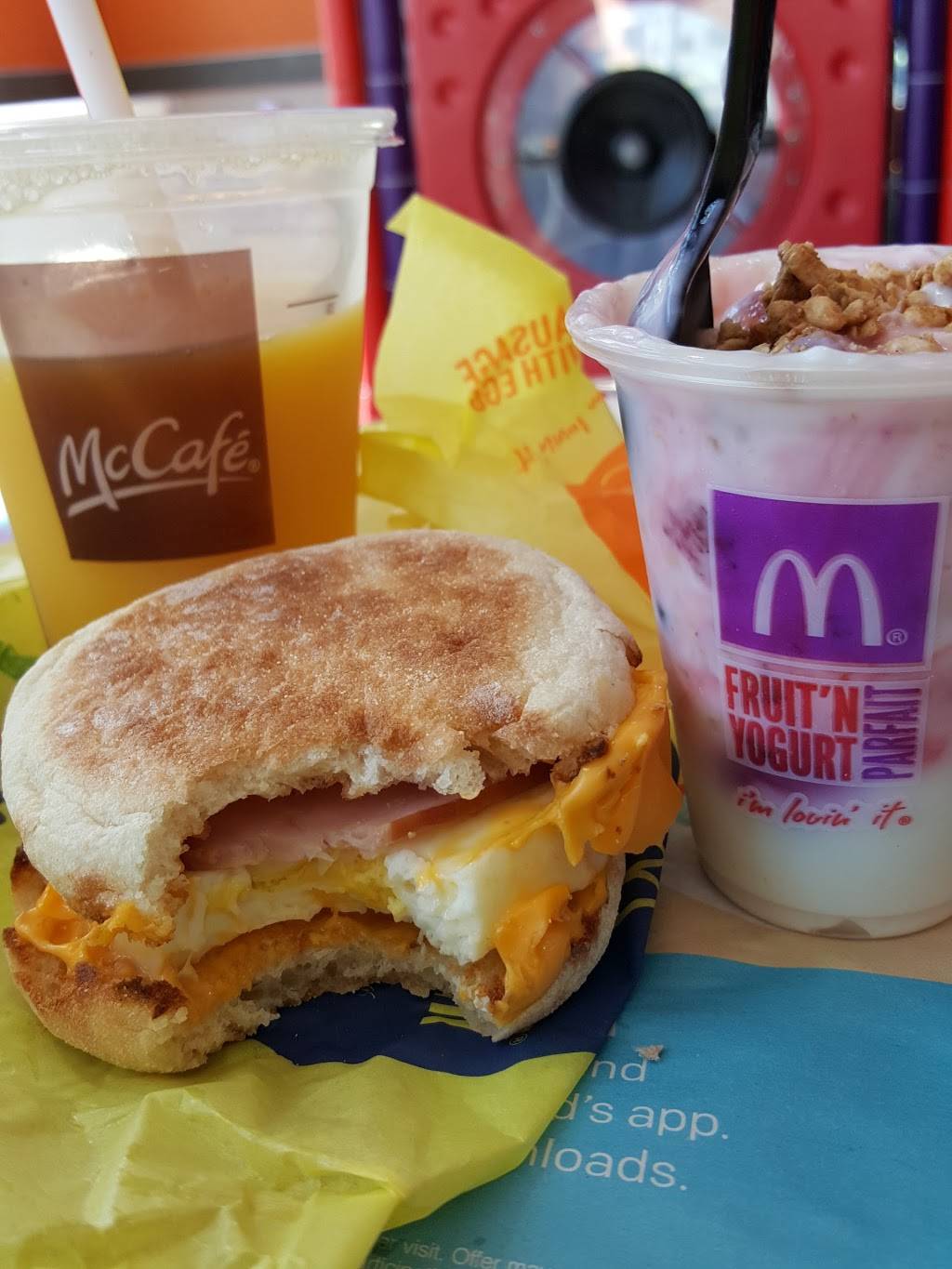 McDonalds | cafe | 33590 Yucaipa Blvd, Yucaipa, CA 92399, USA | 9097905908 OR +1 909-790-5908