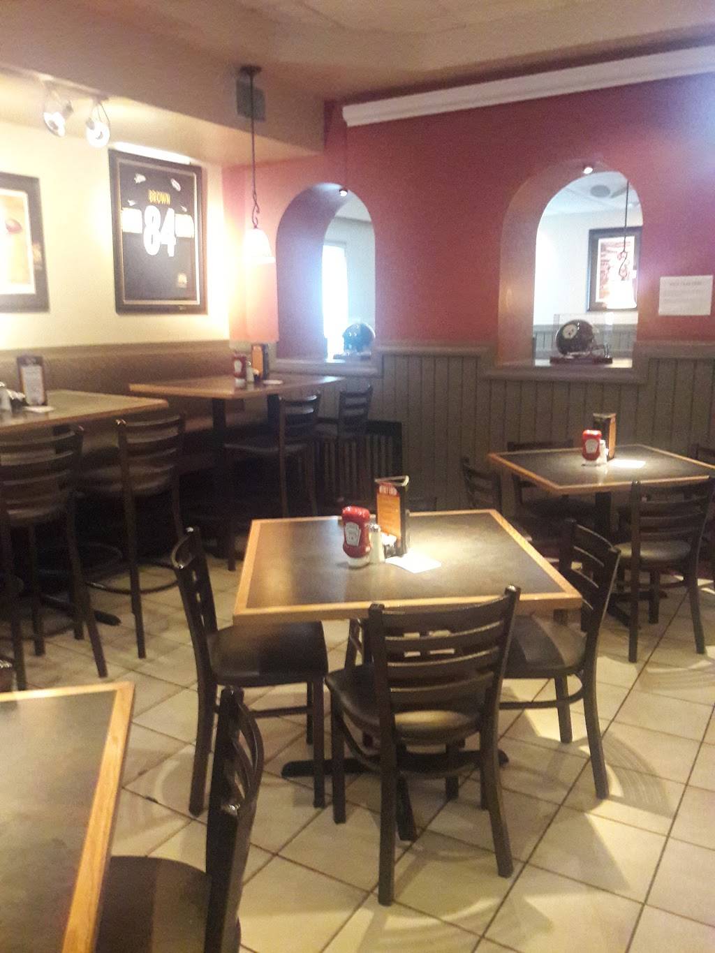 RedBeards Bar & Grill | restaurant | 201 Shiloh St, Pittsburgh, PA 15211, USA | 4124313730 OR +1 412-431-3730