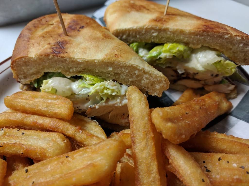 KemoSabes Roadhouse Grill | restaurant | 820 Sandusky St, Fostoria, OH 44830, USA | 4194353000 OR +1 419-435-3000